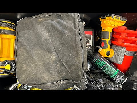 13 Things You Should Always Keep in Your Truck - Every Day Carry