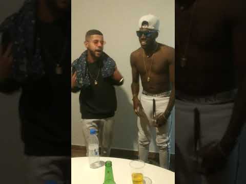 Mc Pretinho Daora  e Mc Leeki