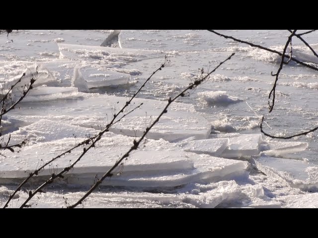 Полиция и МЧС Ангарска объединили силы для обеспечения безопасности жителей в период ледостава