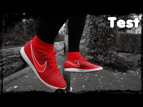 Ultimate Test: Nike MagistaX Proximo IC - Red