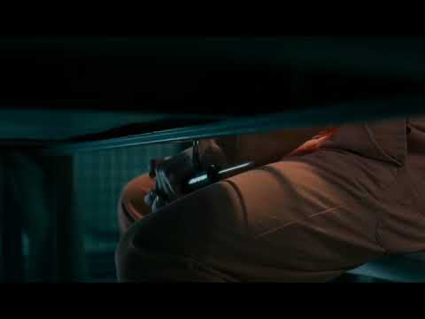 Prison murdering scene Hunters S01 2020 48/49