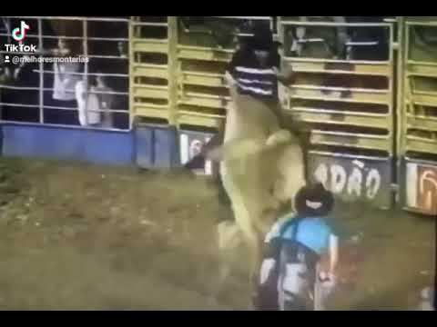 ROMILDO MONTEIRO FÉLIX X CEM POR CENTO - RODEIO DE NOVA GRANADA 2002