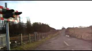 preview picture of video '60051 Passing Heatherbell And Greenfoot Level Crossings'