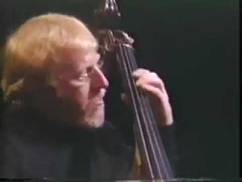 Red Mitchell & Bill Mays play "'Round Midnight" [VIDEO]