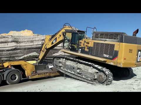 Transporting The Caterpillar 365C Excavator By Side - Fasoulas Heavy Transports