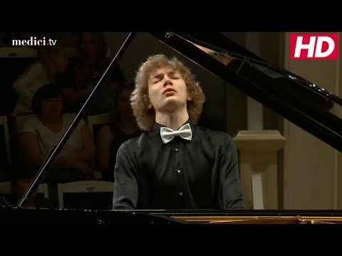 Grand Piano Competition 2018: Finals (II/II) - Ivan Bessonov