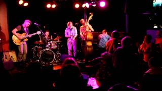 The Beeters - Jasmine Kara - In the Basement