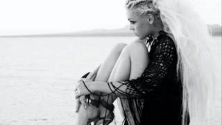 P!nk - Eventually