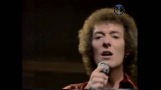 The Hollies  - Im Down live (1975 TV)
