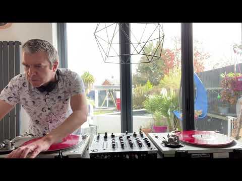 You need to listen to this New Old Skool Jungle Drum n Bass - Karma Recordings