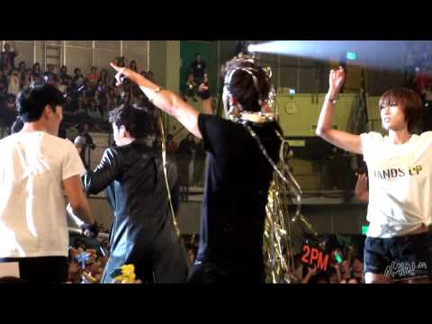 111008 2PM Asia Tour 'Hands up' in Taiwan - Encore '10 out of 10' (Chansung)