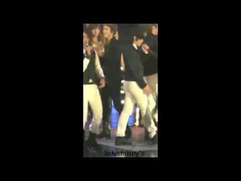 YouTube - 091210 GDA SHINee with SJ - taemin mimics HC