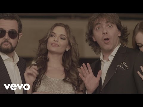 Aleks Syntek - Tan Cerquita ft. Cristian Castro