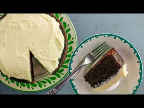 A Delicious Guinness Cake for St. Paddy's Day