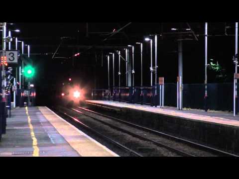 DRS 37602 & 37608 storm through Harpenden - 6Z51