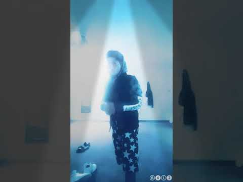 bad voy  siguiendo ritmo de Kevin Roldán