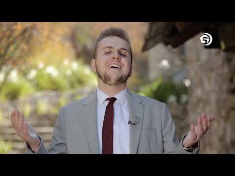 Nurom obasjan, sjedi Muhammed - Alija Zubača