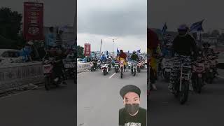 Download lagu Konvoi Persib Juara #bobotoh #persib #persibbandung #persibjuara #persibday mp3 Download lagu Konvoi Persib Juara #bobotoh #persib #persibbandung #persibjuara #persibday mp3