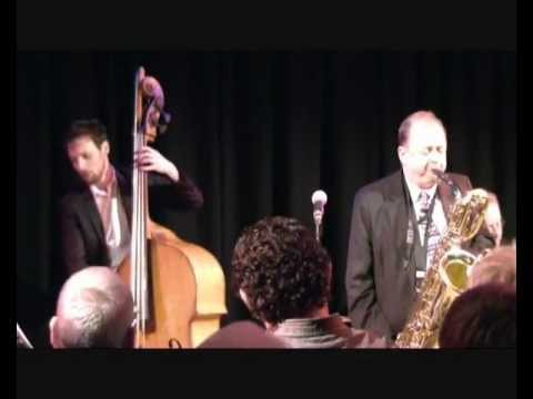 ALAN BARNES WITH THE DAVID NEWTON TRIO - LOTUS BLOSSOM.wmv