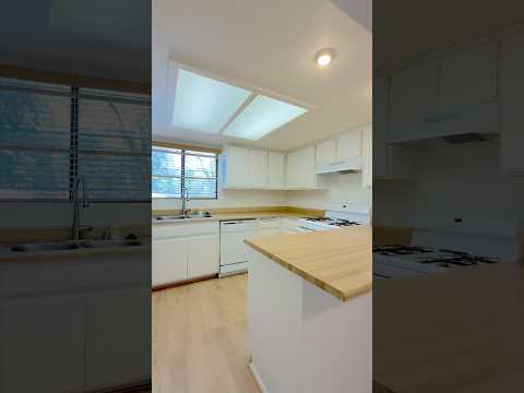 AVAILABLE NOW! 3 Bedroom 2 Bathroom Upper Level Apartment in Palm Desert!! property video