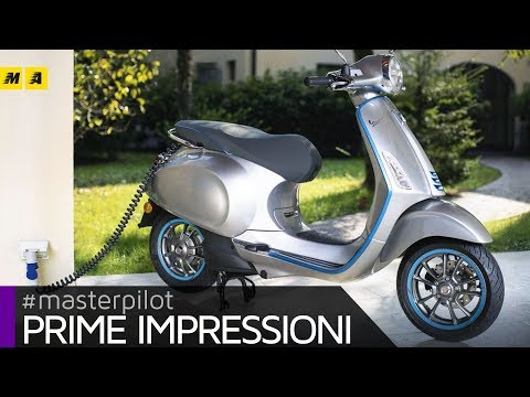 Piaggio Vespa, scooters / mopeds
