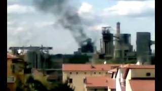 preview picture of video 'Ancora fumo dai termovalorizzatori di Colleferro'