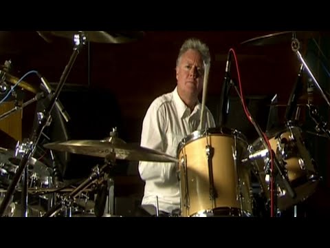 Roger Taylor's Unique Drumming Techniques