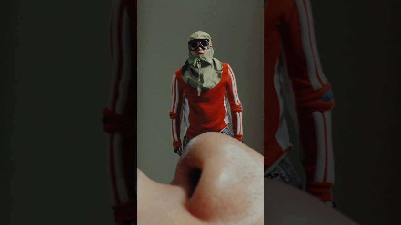 明日 18:00 "Strawberry Sense" MV OUT