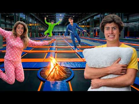 FESTA DO PIJAMA EM UM SUPER PARQUE DE CAMAS ELÁSTICAS! - Natan por Aí