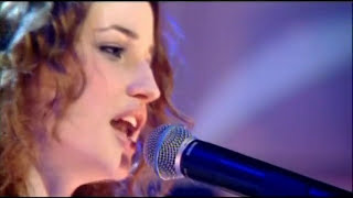 Amy Studt - All I Wanna Do (Live at CD:uk)