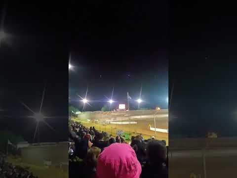 The Red Hot Summer shootout sprintcars