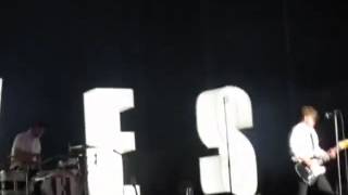 The Hives - a.k.a.i.d.i.o.t. - dcode Festival - 25/06/2011