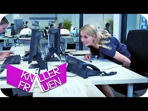 Der Slip zwickt & Hand vor den Mund - Knallerfrauen mit Martina Hill