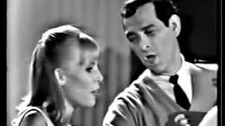 Joni Mitchell-Blow Away the Morning Dew (1965)