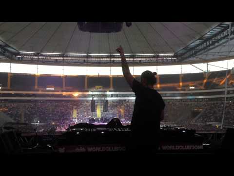 Steve Angello dropping Payback  at the World Club Dome