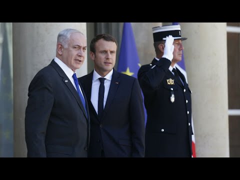ماكرون يدعو إلى "استئناف المفاوضات" بين إسرائيل والفلسطينيين من أجل "حل الدولتين"