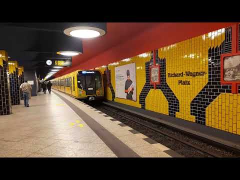 U-Bahn Berlin: Zwei H-Züge in U Richard-Wagner-Platz