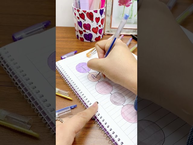 Vídeo relacionado con SIPLIV Juego de 8 bolígrafos de metal con tinta negra, juego de bolígrafos delgados metálicos brillantes para decoración de bodas, fiestas, oficina, suministros escolares, forma de calavera