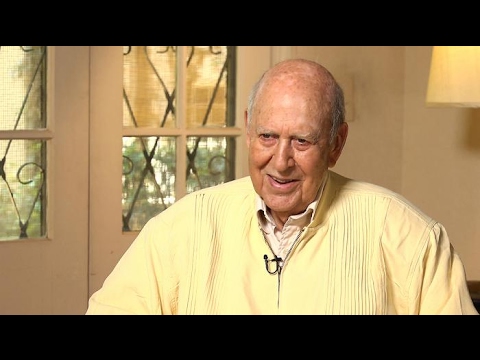 The last time Carl Reiner saw Mary Tyler Moore | Larry King Now | Ora.TV