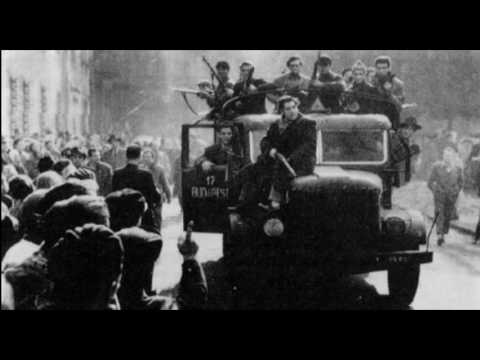 Áll a kishajó útra készen....