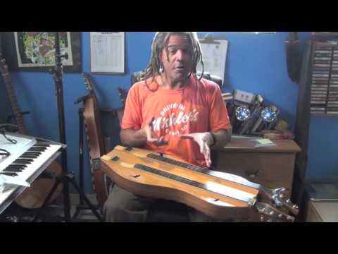 Dulcimerica 297 - "Three Fingers Walk Into A Barre" - Mountain Dulcimer