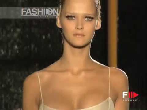 "Versace Atelier" Spring Summer 1999 Paris 2 of 4 Haute Couture woman by Fashion Channel
