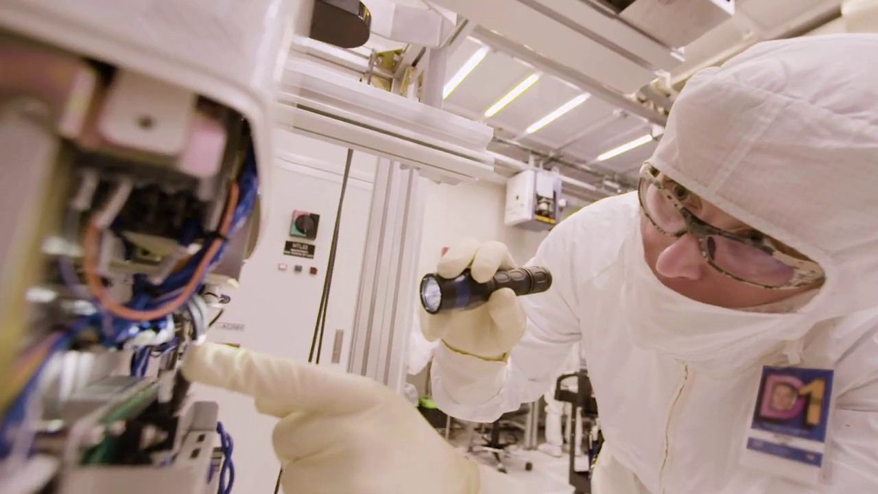 Intel’s Automated Superhighway: ‘The Heartbeat and Blood Flow of the Fab’