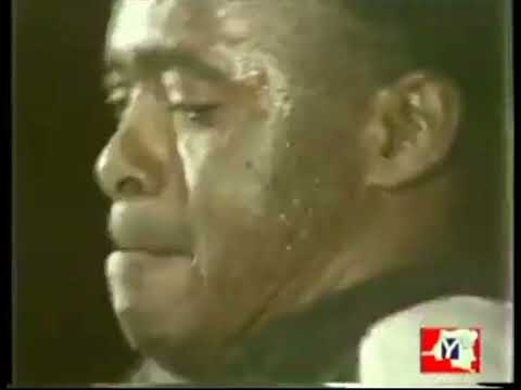 Muvaro (Claude Nsumbu Lengi Lenga Ya Lengos) - Zaïko Retrouvaille 1993