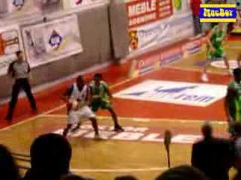 Urywki Meczu Koszykówki Stal Ostrów - Polpak Świecie