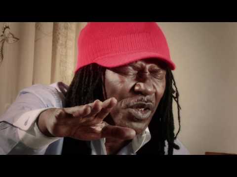 Videoclip de Rasta Bourgeois — Alpha Blondy