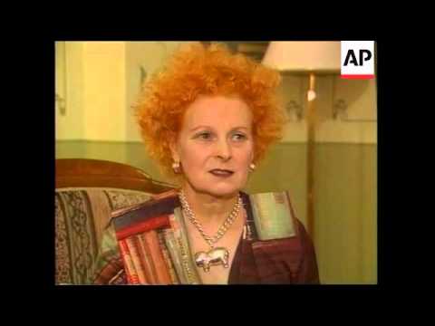 Vivienne Westwood wows Moscow's avant garde fashion festival.