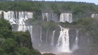 Lorenzo Gonzales - Playing the famous "Cascada" in a Paraguayan Concert