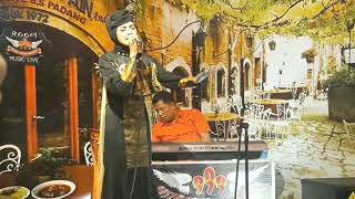 Download lagu Guguak manyambah - Bunga Maharani ( Cover ) no load 27  Padang Panjang mp3