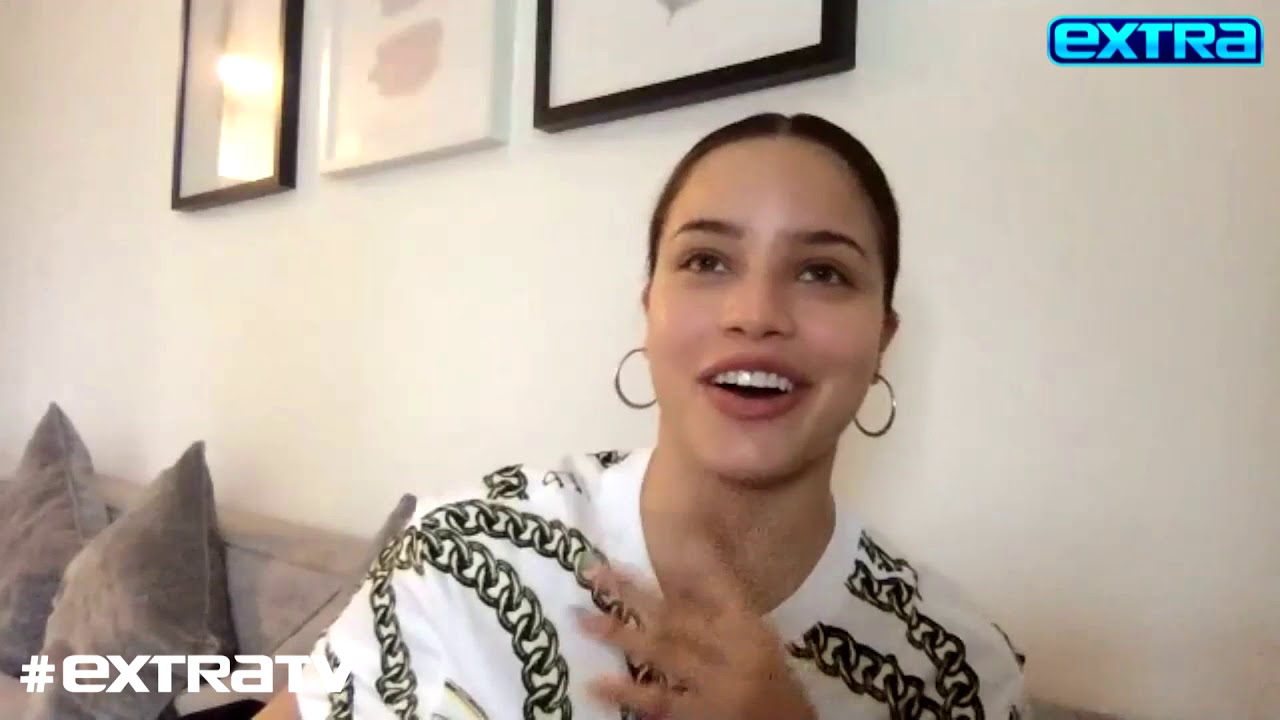 Argentinian Superstar Emilia Shares Her ‘Bendición’